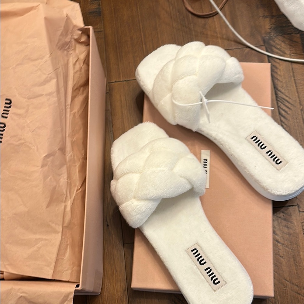 Miu Miu Women's White Slippers NWT